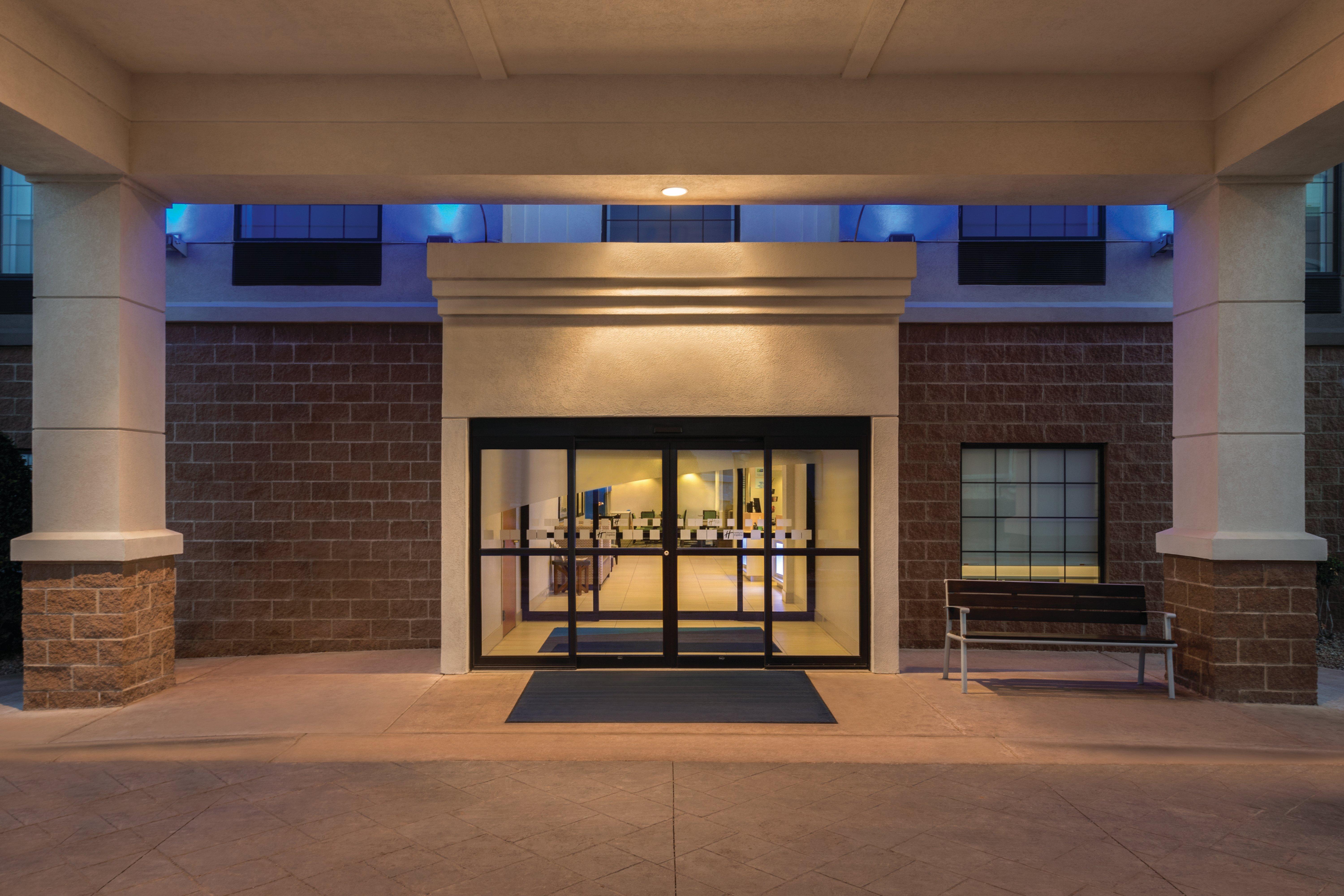 Holiday Inn Express Hotel & Suites Lawton-Fort Sill By Ihg Экстерьер фото